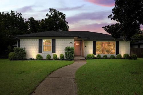 8440 Bocowood Dr, Dallas, TX, 75228-5921 | Card Image