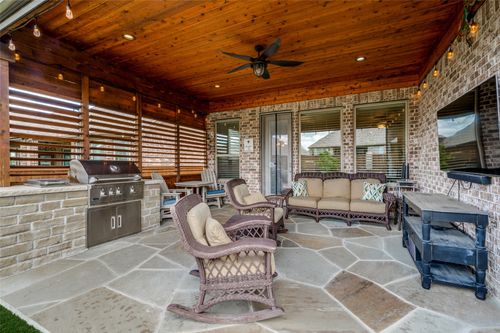 3921 Big Prairie Dr, Aubrey, TX, 76227-2082 | Card Image