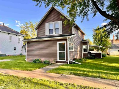 402 Cass Street, Home with 3 bedrooms, 1 bathrooms and 2 parking in Adair IA | Image 2