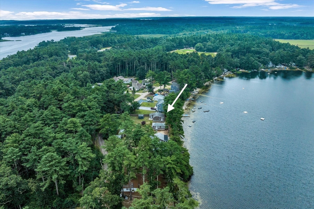 Blackmore Pond Cir, West Wareham, MA 02576