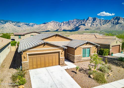 11692 N Village Vista Pl, Oro Valley, AZ, 85737-1403 | Card Image