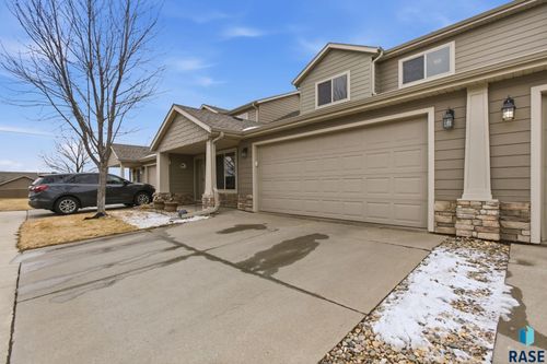 2907 E Fieldstone Pl, Sioux Falls, SD, 57108-5450 | Card Image