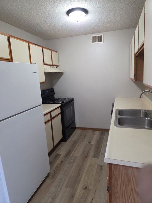 05-2416 Park Avenue, Muscatine, IA, 52761 | Card Image