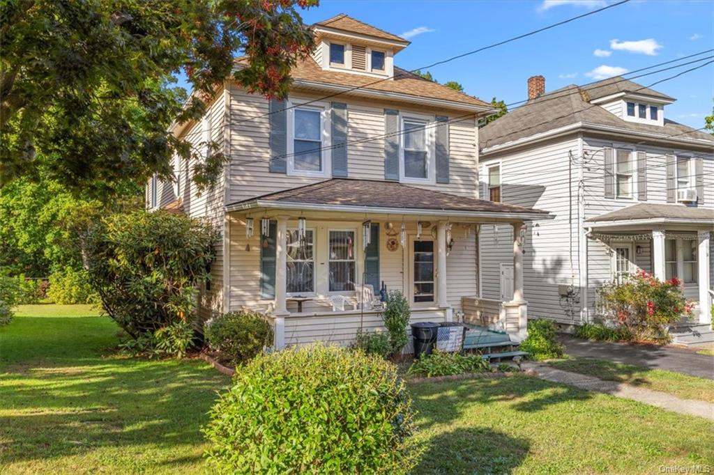 Hackberry Cir, Hastings, MN 55033