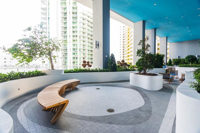 APT-3003 - 1300 Brickell Bay Dr, Condo with 2 bedrooms, 2 bathrooms and null parking in Miami FL | Image 18