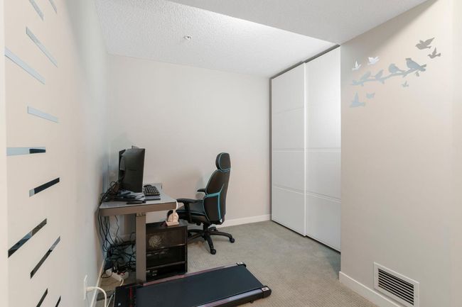 210 - 7 Westpark Common Sw, Condo with 2 bedrooms, 2 bathrooms and 1 parking in Calgary AB | Image 23