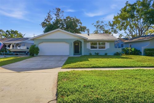 5611 Venetian Blvd Ne, St Petersburg, FL, 33703-1839 | Card Image