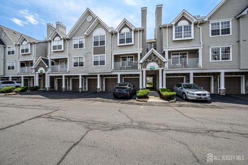23 Newburgh Dr, Edison, NJ, 08820-4648 | Card Image