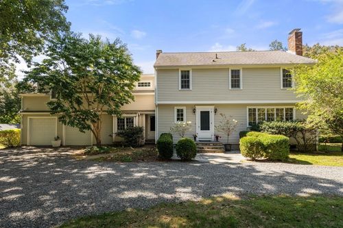 10 Ward Ln, Sherborn, MA, 01770-1212 | Card Image