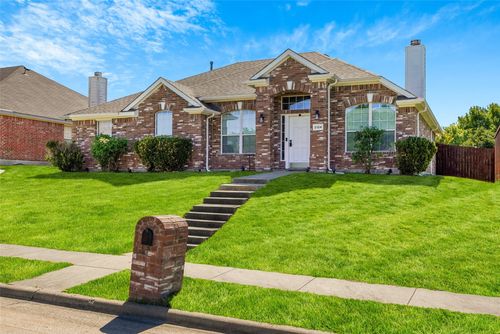 2124 Hickory Ridge Dr, Mesquite, TX, 75181-2955 | Card Image