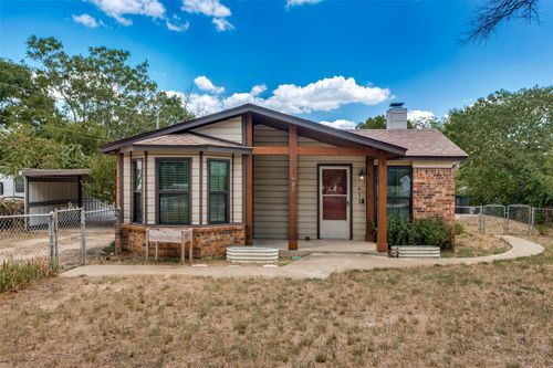 412 Calgary Rd, Azle, TX, 76020-4106 | Card Image