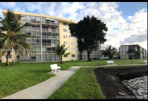 c301-2999 Point East Drive, Aventura, FL, 33160 | Card Image