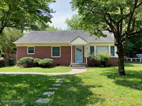 2306 E 3rd St, Greenville, NC, 27858-1605 | Card Image