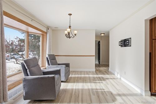 28408 Kathryn St, Garden City, MI, 48135-2748 | Card Image