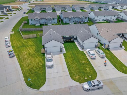 9001 E Chris St, Bel Aire, KS, 67226-6410 | Card Image