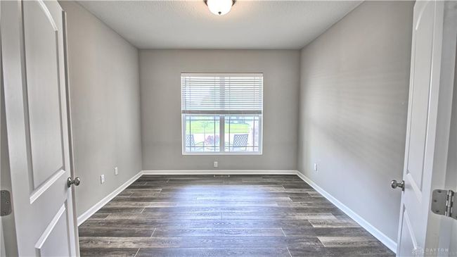 3899 Pepperwell Cir, House other with 4 bedrooms, 3 bathrooms and null parking in Dayton OH | Image 6