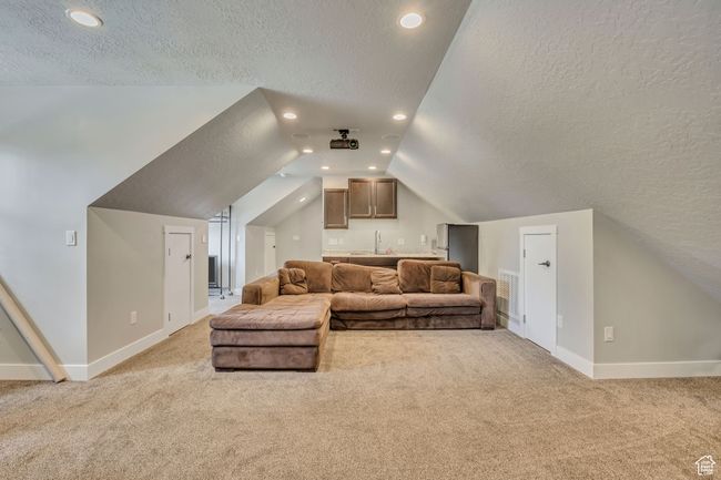 2040 E Lambourne Ave, House other with 7 bedrooms, 7 bathrooms and 12 parking in Millcreek UT | Image 57