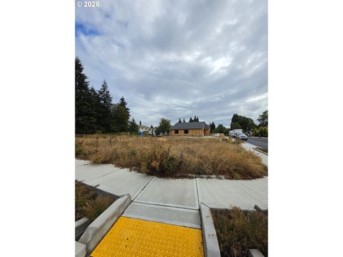 4900 Ne 41st St, Vancouver, WA, 98661-3578 | Card Image