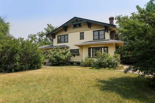 302 King Street, Nobleford, AB, T0L1S0 | Card Image