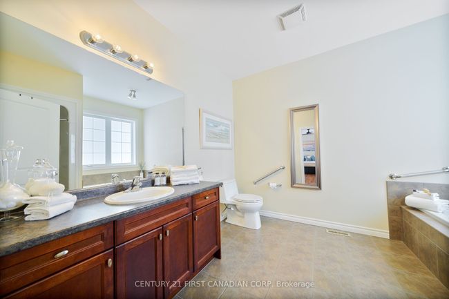 14 Oakwood Links Lane, Condo with 4 bedrooms, 3 bathrooms and 2 parking in Grand Bend ON | Image 21
