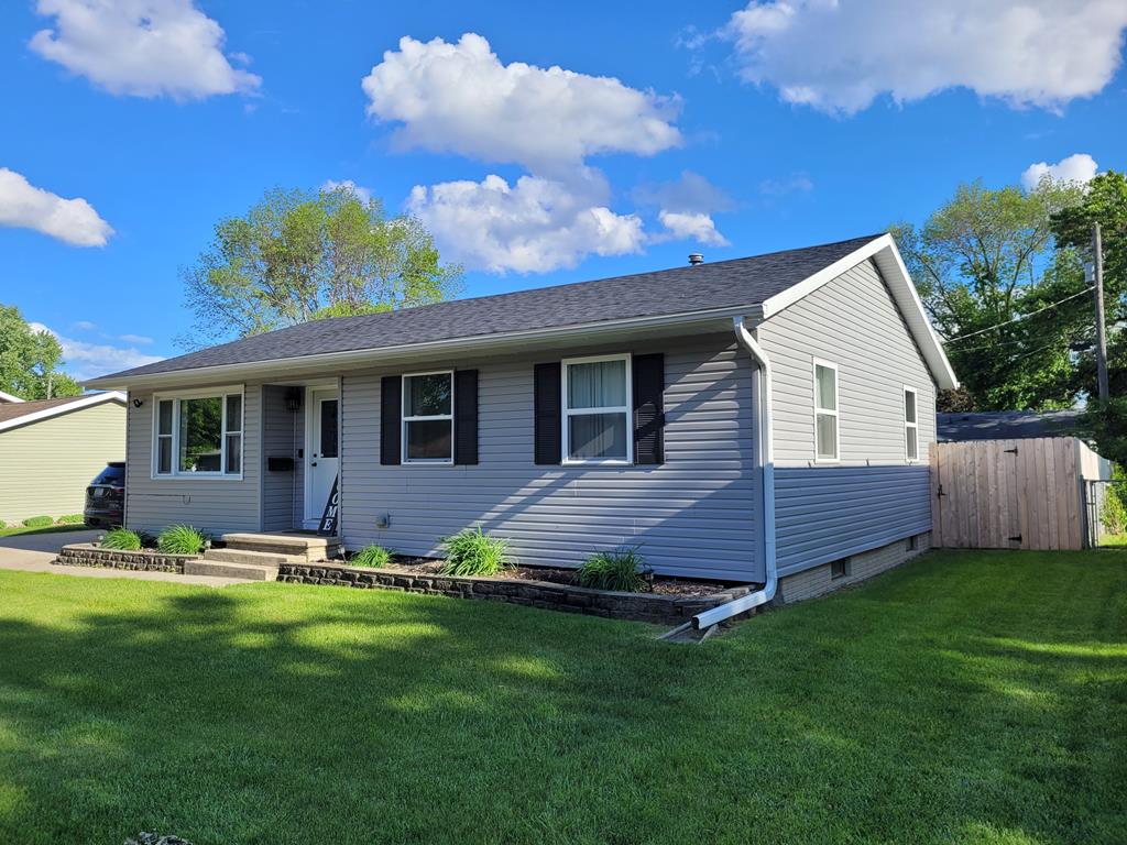21st Ave, Fort Dodge, IA 50501