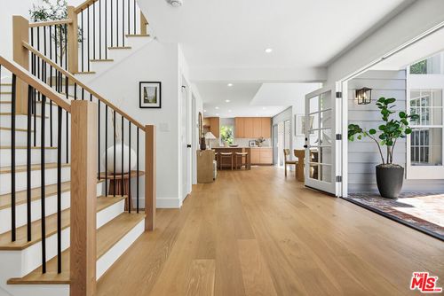 95-13080 Mindanao Way, Marina del Rey, CA, 90292-8744 | Card Image