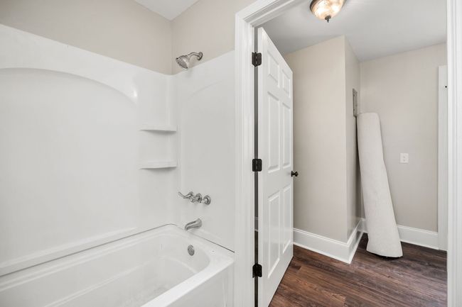 411 E Main St, House other with 6 bedrooms, 3 bathrooms and null parking in Red Boiling Springs TN | Image 24