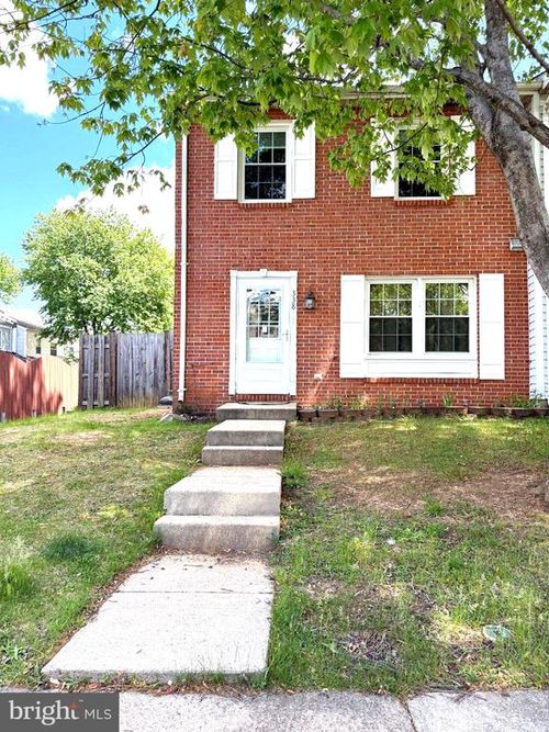 338 Nansemond St Se, Leesburg, VA, 20175-4024 | Card Image