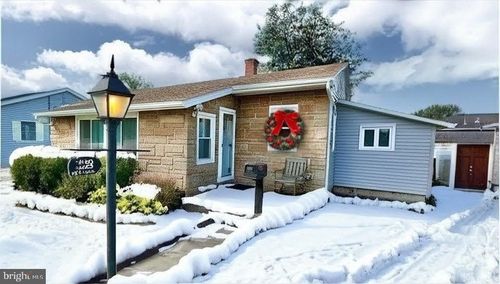 328 Polk Ave, CARNEYS POINT, NJ, 08069-2405 | Card Image