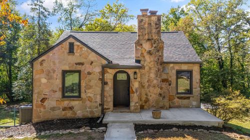 6001 E Governor John Sevier Hwy, Knoxville, TN, 37924-3610 | Card Image