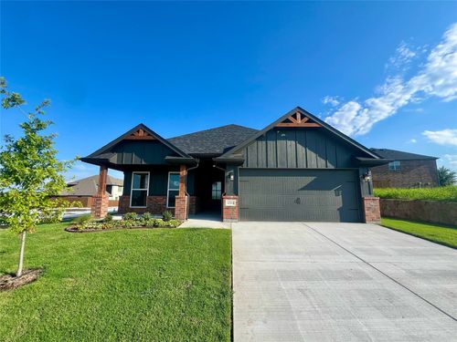 4304 Hummingbird Dr, Sherman, TX, 75092 | Card Image