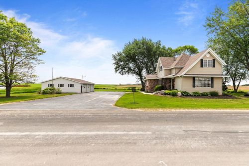 W2907 Faro Springs Road, Chilton, WI, 54129 | Card Image