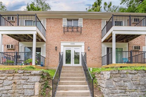 3535 Linwood Ave, Cincinnati, OH, 45226-1400 | Card Image
