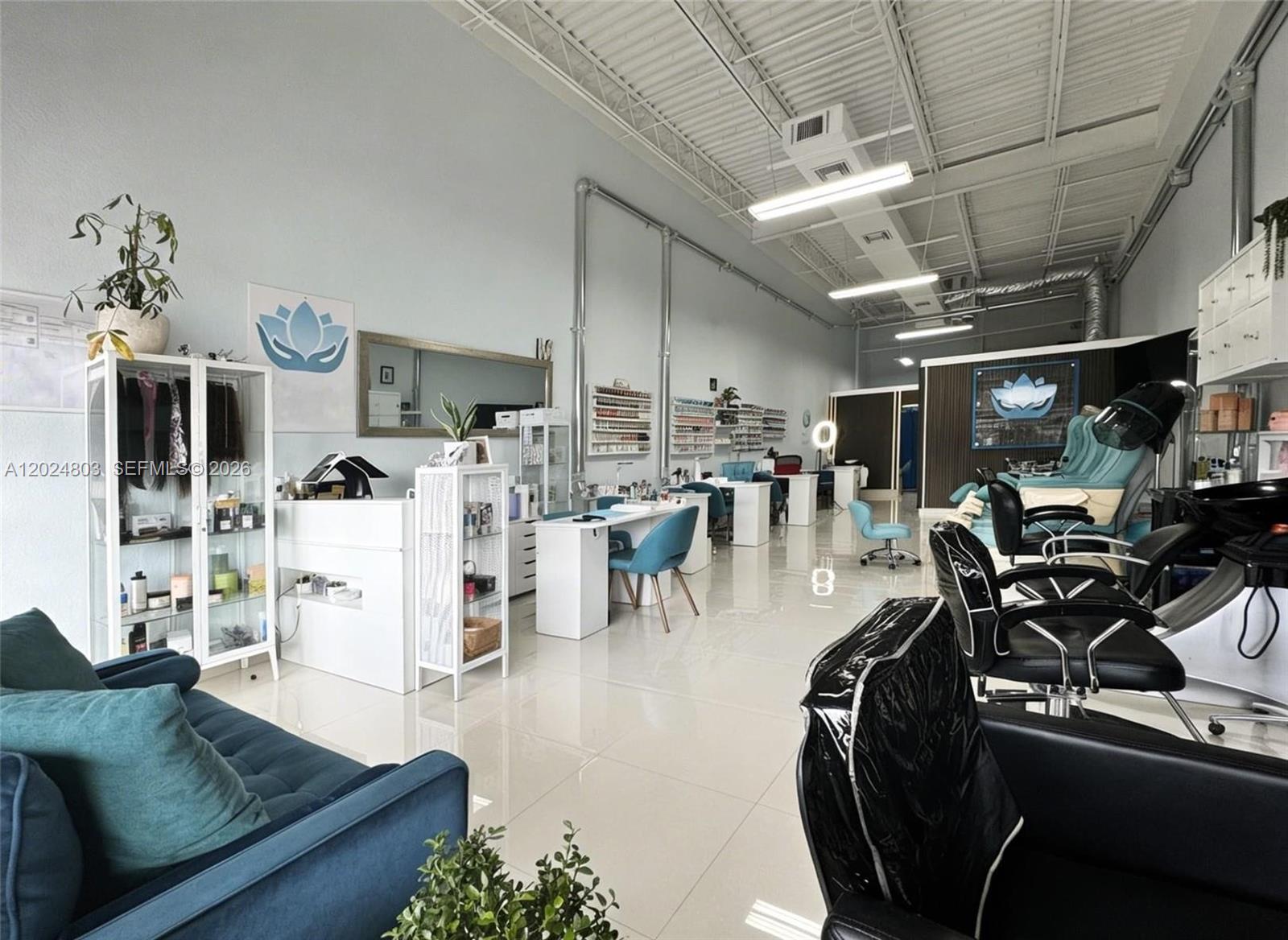 Business Opportunity in Tamarac 2