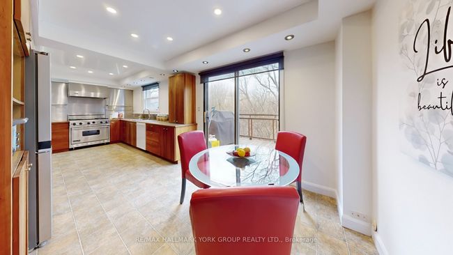 33 Ransom St, House other with 4 bedrooms, 3 bathrooms and 4 parking in Aurora ON | Image 21
