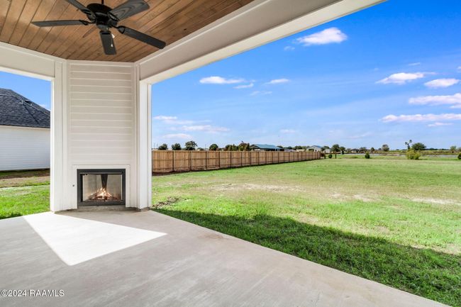 Outdoor fireplace | Image 25