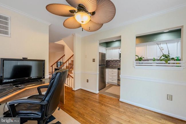 12836 Mill Brook Ct, Townhouse with 4 bedrooms, 4 bathrooms and null parking in WOODBRIDGE VA | Image 12