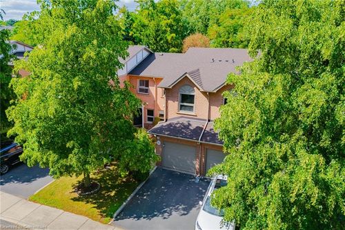 9-2065 Sixth Line, Oakville, ON, L6H5R8 | Card Image