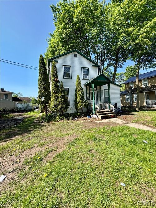 121 Osborne St, Auburn, NY, 13021-3921 | Card Image