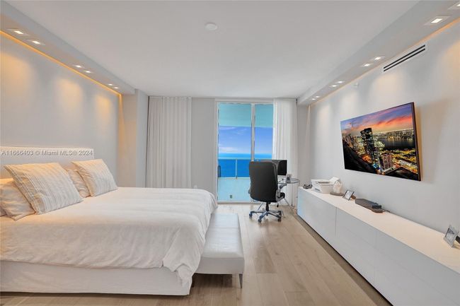 UNIT-2102 - 2711 S Ocean Dr, Condo with 3 bedrooms, 4 bathrooms and null parking in Hollywood FL | Image 21