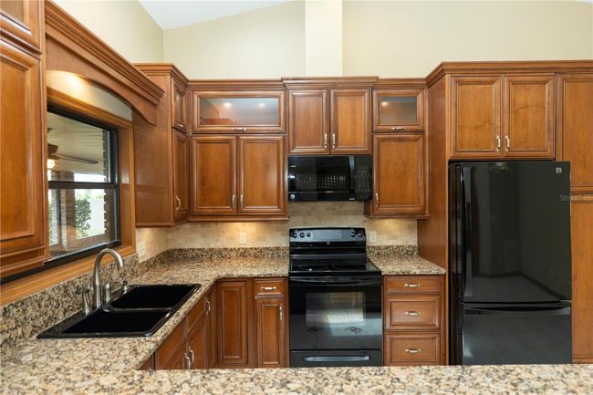68 Spring Lake Dr, House other with 3 bedrooms, 2 bathrooms and null parking in DEBARY FL | Image 8