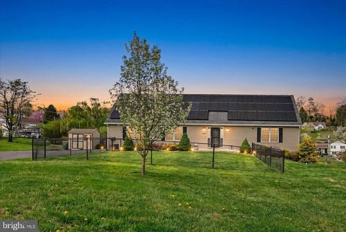 1665 Wampum Dr, AUBURN, PA, 17922-9331 | Card Image