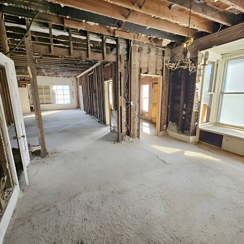 212 S Tryon St, Woodstock, IL, 60098-3706 | Card Image