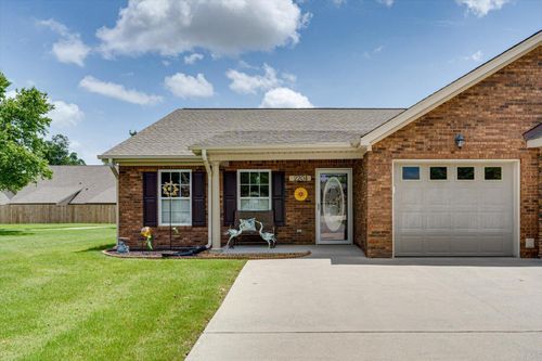 2204 Applebrook Dr, Rossville, GA, 30741-3898 | Card Image