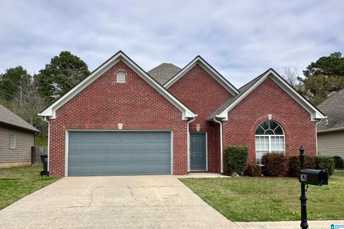 821 Savannah Ln, CALERA, AL, 35040-5548 | Card Image