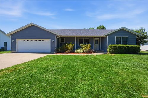 14241 E Dutch Ln, Effingham, IL, 62401-5413 | Card Image