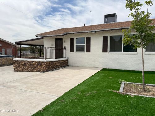 1109 Huckleberry St, El Paso, TX, 79903-3238 | Card Image