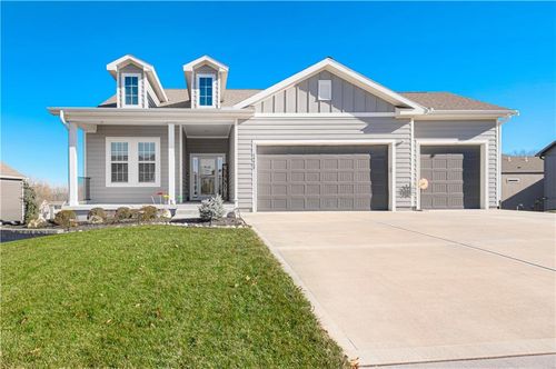 14443 S Dawson St, Olathe, KS, 66061-7647 | Card Image