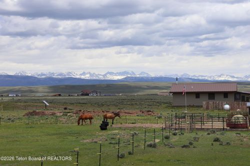 362 Snowmobile Ln, Pinedale, WY, 82941-8900 | Card Image