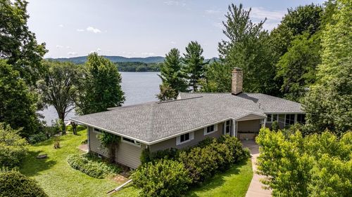 W3111 State Road 16, WEST SALEM, WI, 54669-9032 | Card Image